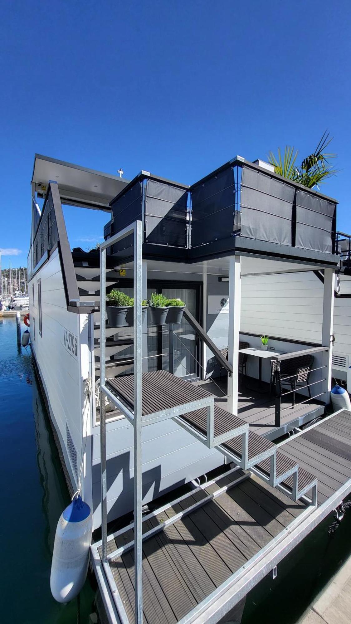Апартаменти Floating House - Marina Pearl Порторож Екстер'єр фото